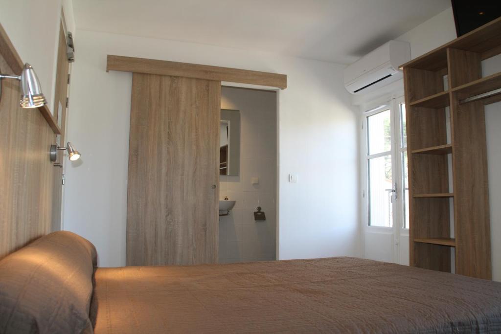 Hotel Arago Cerbère Habitación foto